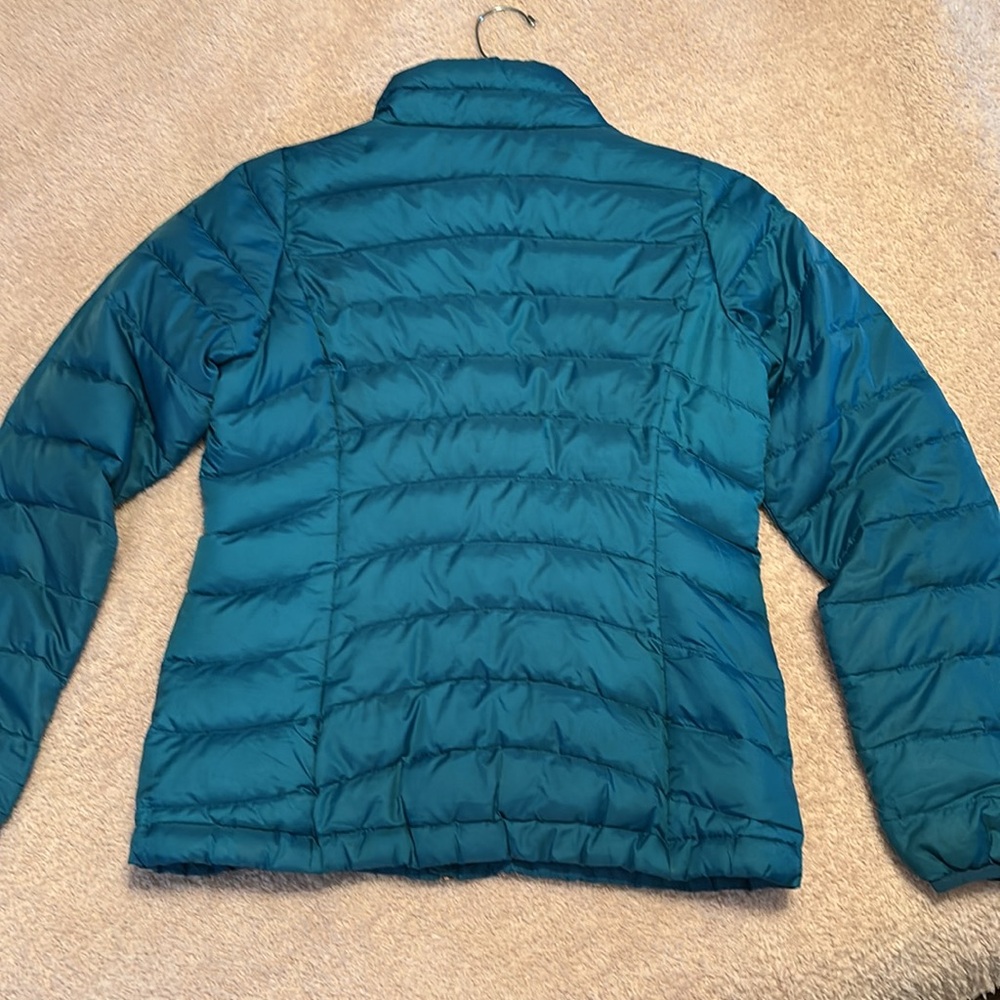 Patagonia Girls (Size 12) Down Jacket/Coat, Underwater Blue/Aqua Green - Picture 4 of 16